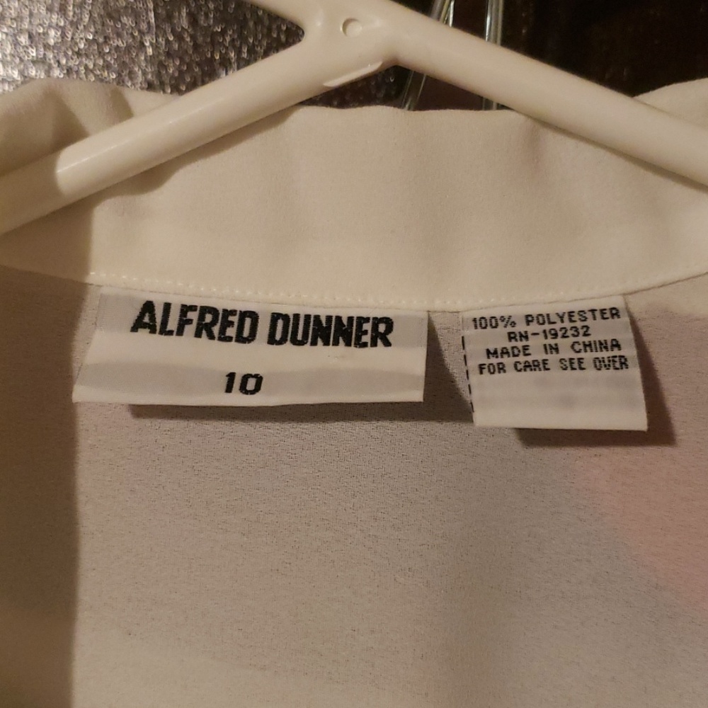 Blouse - Picture 3 of 3